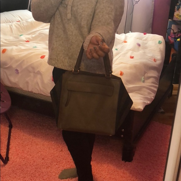 Authentic Fendi Purse - Picture 5 of 5